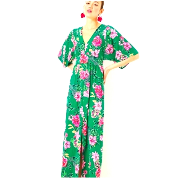 Lilly Pulitzer Dresses & Skirts - Lilly Pulitzer Roselle Maxi 4 in multi Safari